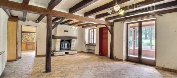 Casa de 3 dormitorios en Savonnieres, France No. 310788 2