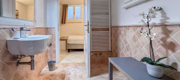 4 bedrooms Villa in Pietrasanta, Italy No. 179423 25