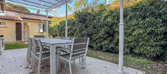 4 bedrooms Villa in Pietrasanta, Italy No. 179423 17