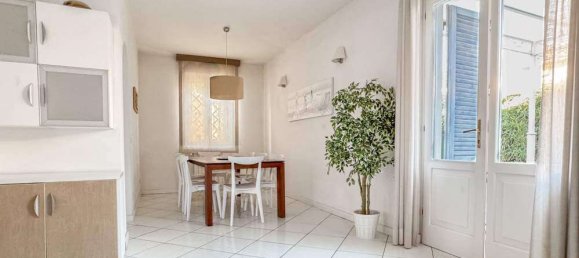 4 bedrooms Villa in Pietrasanta, Italy No. 179423 10