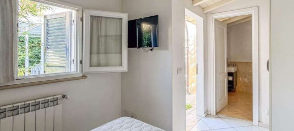 4 bedrooms Villa in Pietrasanta, Italy No. 179423 5