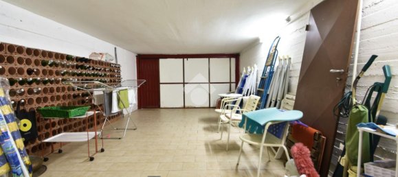 Вилла с 5 комнатами в Монтескудо Монте Коломбо, Италия № 123461 14