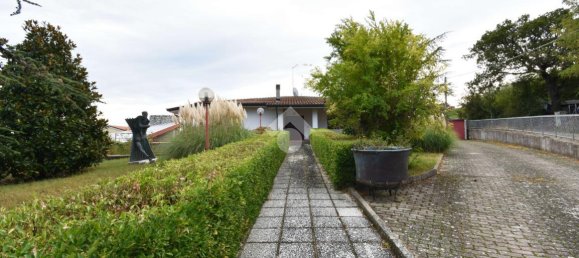 Вилла с 5 комнатами в Монтескудо Монте Коломбо, Италия № 123461 20