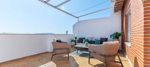 3 bedrooms Penthouse in Alicante, Spain No. 143757 2