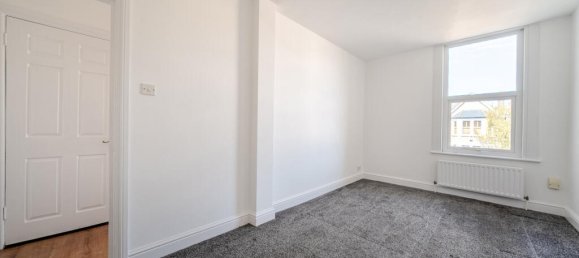 Квартира с 1 спальней в Лондон, Великобритания № 7693 6