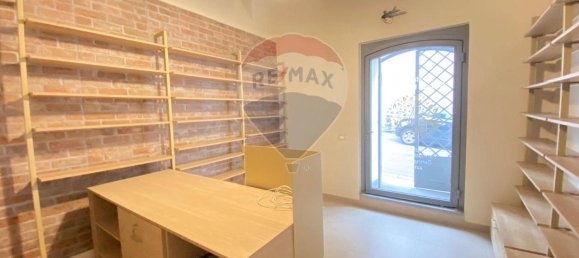 2-Zimmer Haus in Sant'Agata li Battiati, Italy, Nr. 34879 5