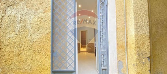 2-Zimmer Haus in Sant'Agata li Battiati, Italy, Nr. 34879 29