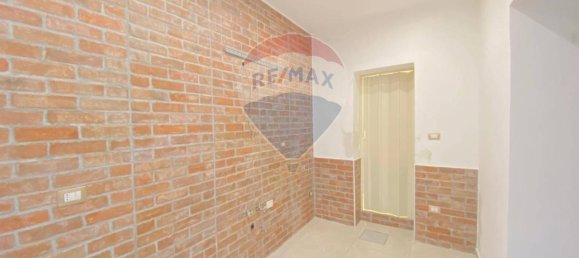 2-Zimmer Haus in Sant'Agata li Battiati, Italy, Nr. 34879 10