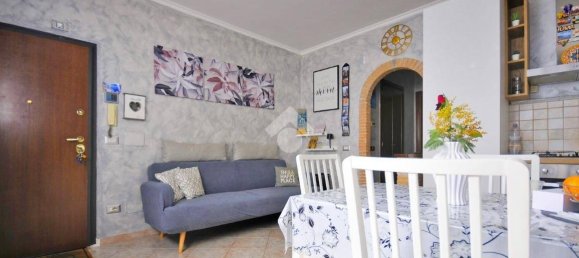 Квартира с 2 комнатами в Марино, Италия № 336620 10