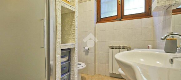 Квартира с 2 комнатами в Марино, Италия № 336620 17