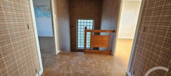 5 Schlafzimmer Haus in Le Palais-sur-Vienne, France, Nr. 305989 6