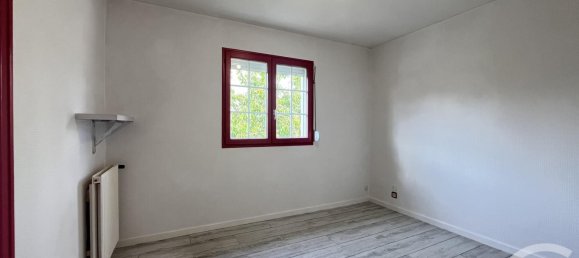 Casa de 3 dormitorios en Chartres, France No. 60506 17