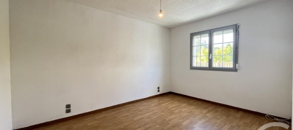 Casa de 3 dormitorios en Chartres, France No. 60506 15