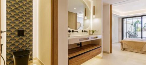 3 Schlafzimmer Wohnung in Marbella, Spain, Nr. 50110 8