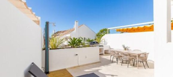 3 Schlafzimmer Wohnung in Marbella, Spain, Nr. 50110 14