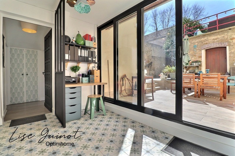 3 bedrooms Villa in Bazemont, France No. 181227