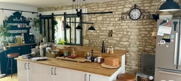 5 bedrooms House in Neuville-de-Poitou, France No. 333778 3