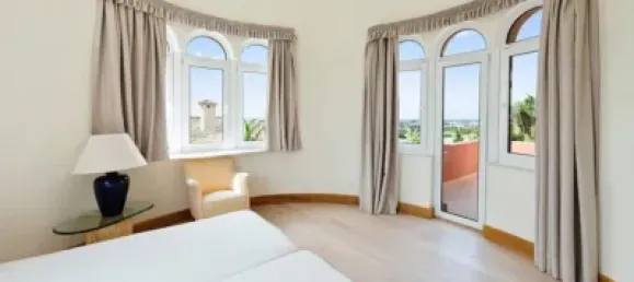 8 bedrooms Villa in Estepona, Spain No. 55356 17