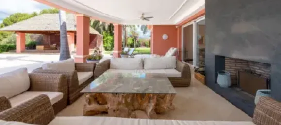 8 bedrooms Villa in Estepona, Spain No. 55356 10