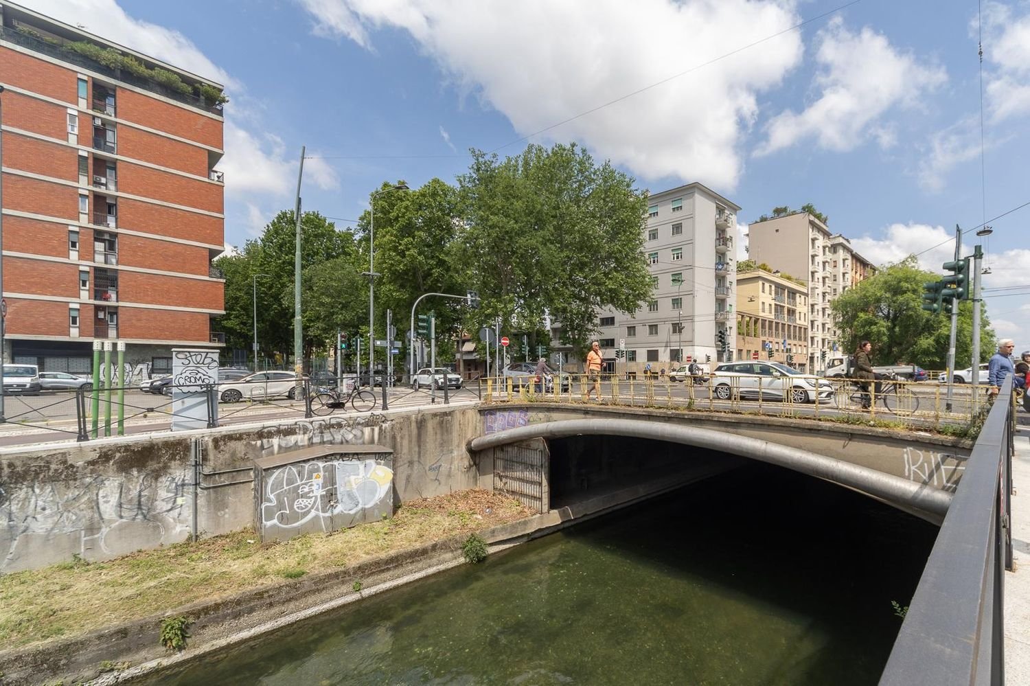 2 Schlafzimmer Wohnung in Milan, Italy, Nr. 357828