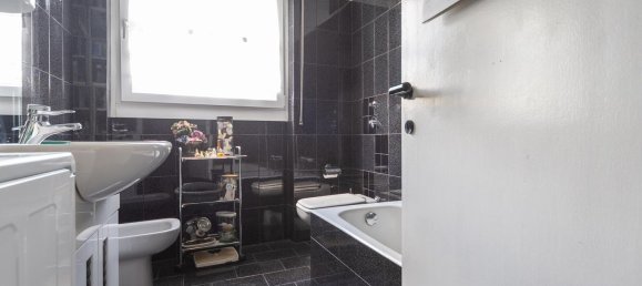 2 Schlafzimmer Wohnung in Milan, Italy, Nr. 357828 8