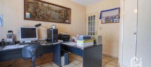 Дом с 4 спальнями в Бувинь, Франция № 270816 33