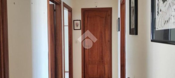 4-salle Appartement à Palermo, Italy No. 2078 9