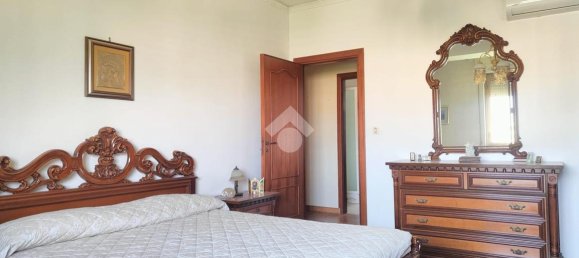 4-salle Appartement à Palermo, Italy No. 2078 14