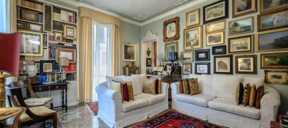 1 Schlafzimmer Schlösser in Genoa, Italy, Nr. 124641 11