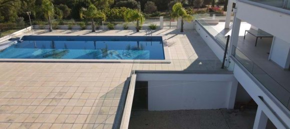 5 Schlafzimmer Villa in Alvor, Portugal, Nr. 186957 16