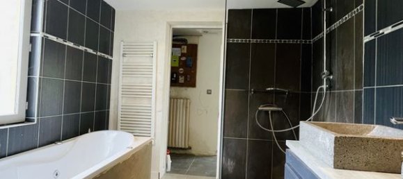 Таунхаус с 1 спальней в Дроне, Франция № 74764 2