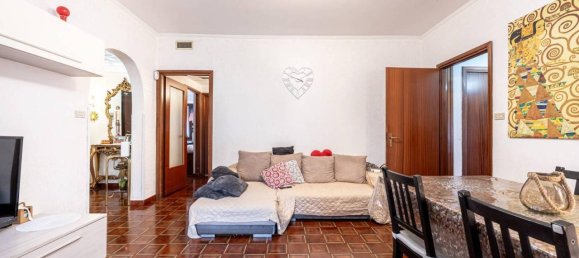 4 rooms Apartment in Rome, Italy No. 36326 17