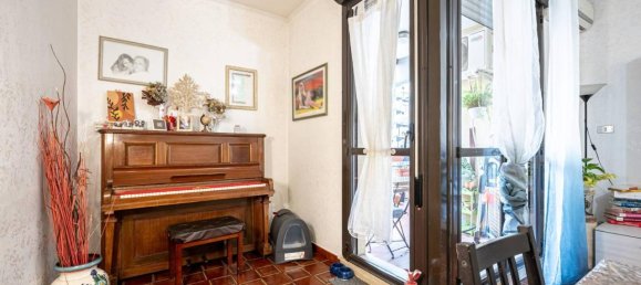 4 rooms Apartment in Rome, Italy No. 36326 11