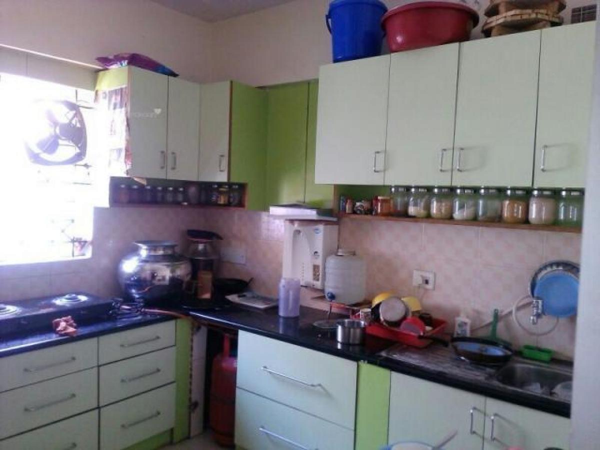 3 bedrooms House in Mumbai, India No. 63007