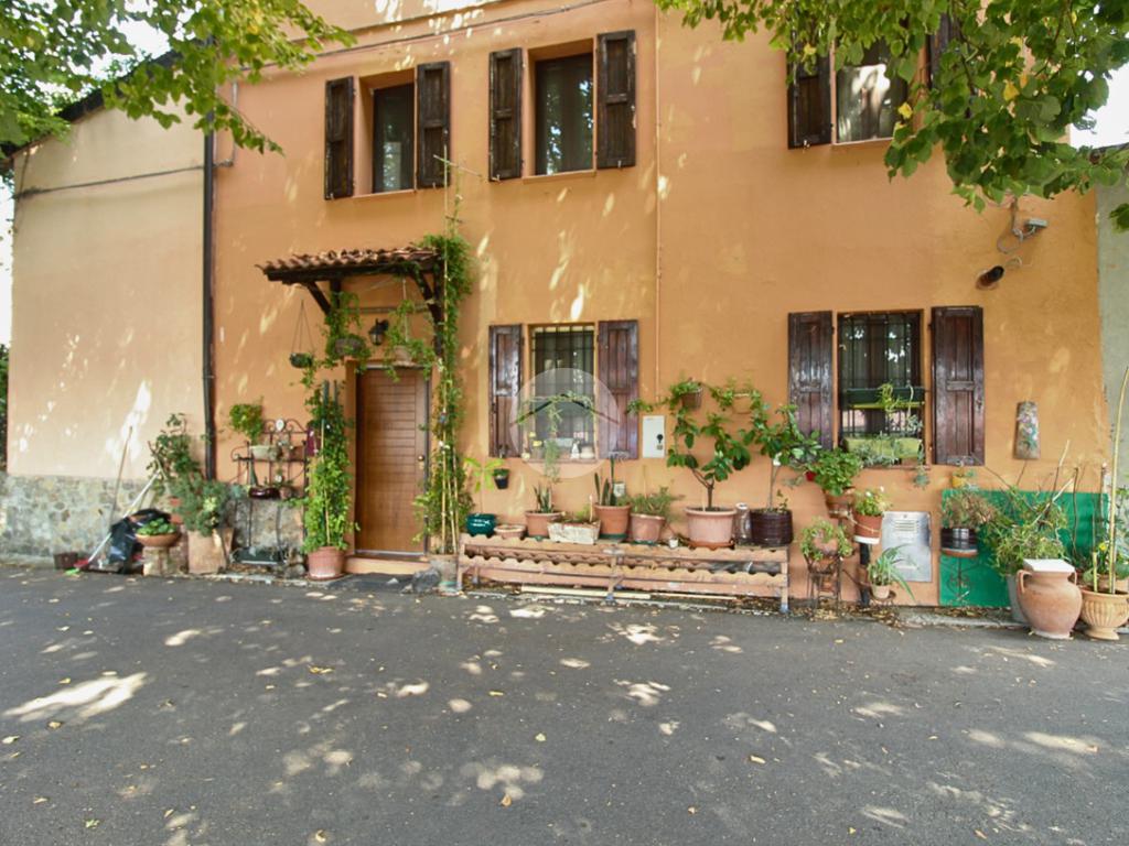 2 bedrooms House in Montechiarugolo, Italy No. 283740