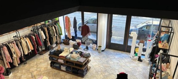 90m² Commercial property in Turin, Italy No. 229581 7