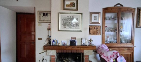 Apartamento de 5 habitaciónes en Chianni, Italy No. 141345 6