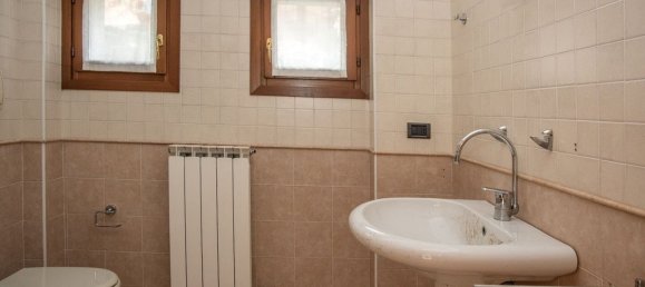 5-salle Appartement à Grezzana, Italy No. 116034 17