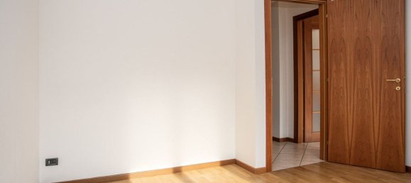 5-salle Appartement à Grezzana, Italy No. 116034 15