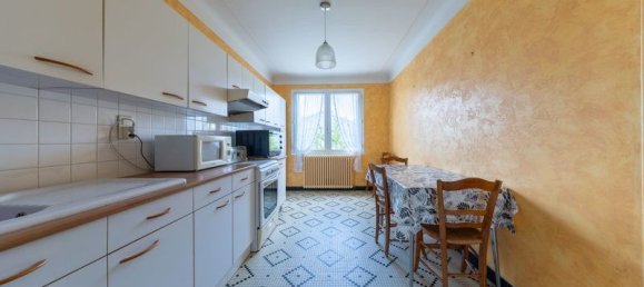 Castillos de 3 dormitorios en La Roche-sur-Yon, France No. 343711 2