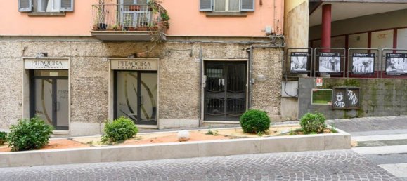 4 rooms Apartment in Viterbo, Italy No. 306383 4