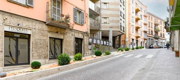 4 rooms Apartment in Viterbo, Italy No. 306383 8