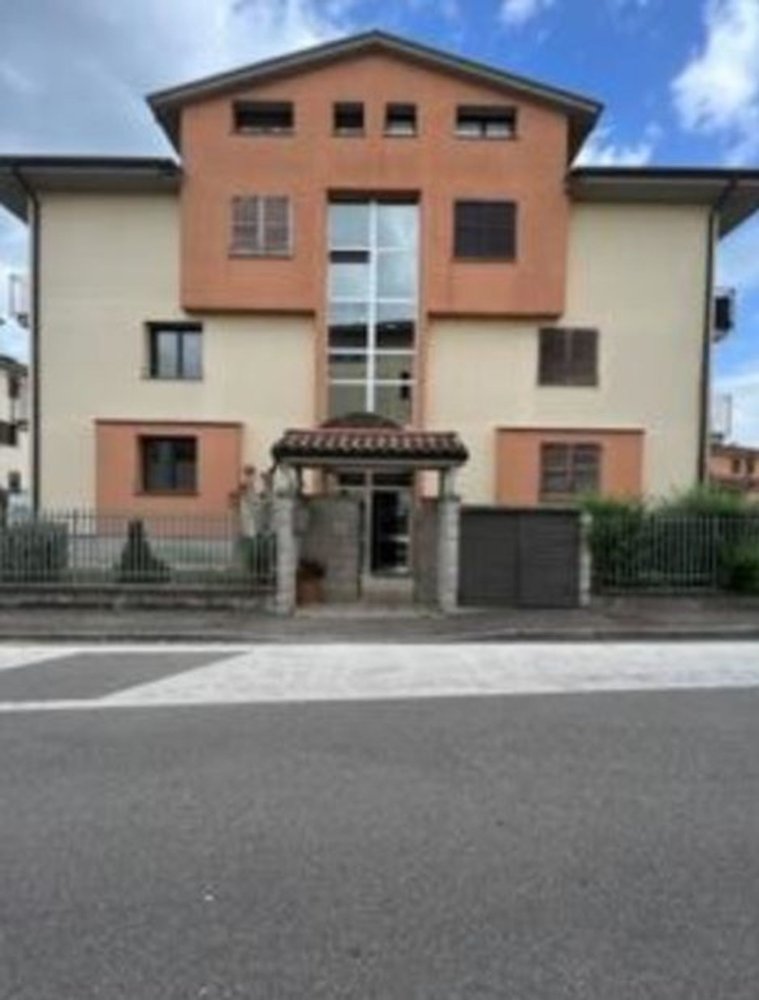 3-Zimmer Doppelhaus in Marzano, Italy, Nr. 185132