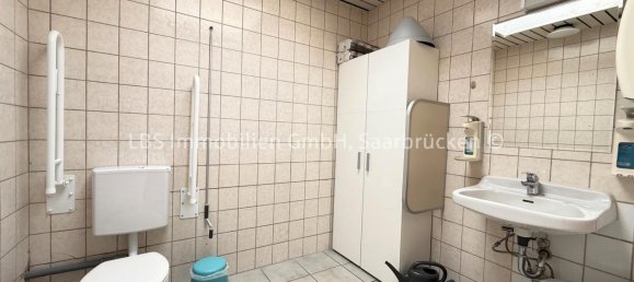 Edificio en Merzig-Wadern, Germany 1285 m² No. 370191 5