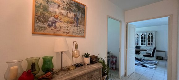1 bedroom Apartment in L'Isle-sur-la-Sorgue, France No. 281698 4