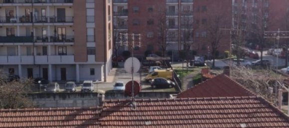 Квартира с 2 комнатами в Кивассо, Италия № 11133 6