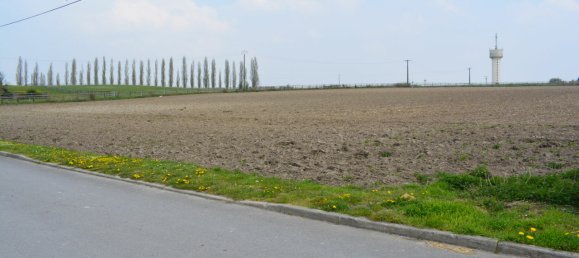  Land in Danizy, France No. 78566 4