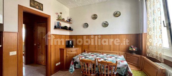 2 Schlafzimmer Wohnung in Casnigo, Italy, Nr. 277000 4