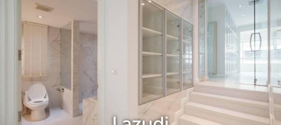 4 bedrooms Cafe / restaurant in Bangkok, Thailand No. 13161 17