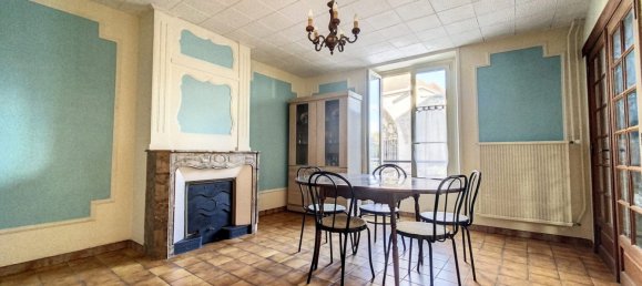 4 bedrooms Villa in Vignory, France No. 89317 9